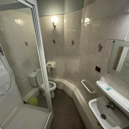 Le Terminus D'albi Hotel 2*