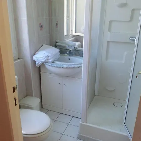 Le Terminus D'albi Hotel 2*